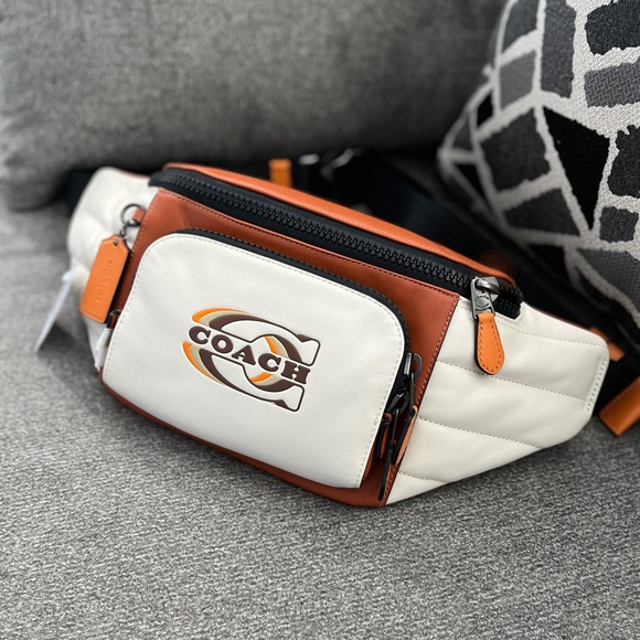COACH CE552 Leather Track Belt Bag Quilting & Coach Stamp Chalk/Sunset Multi - Picture 1 of 10